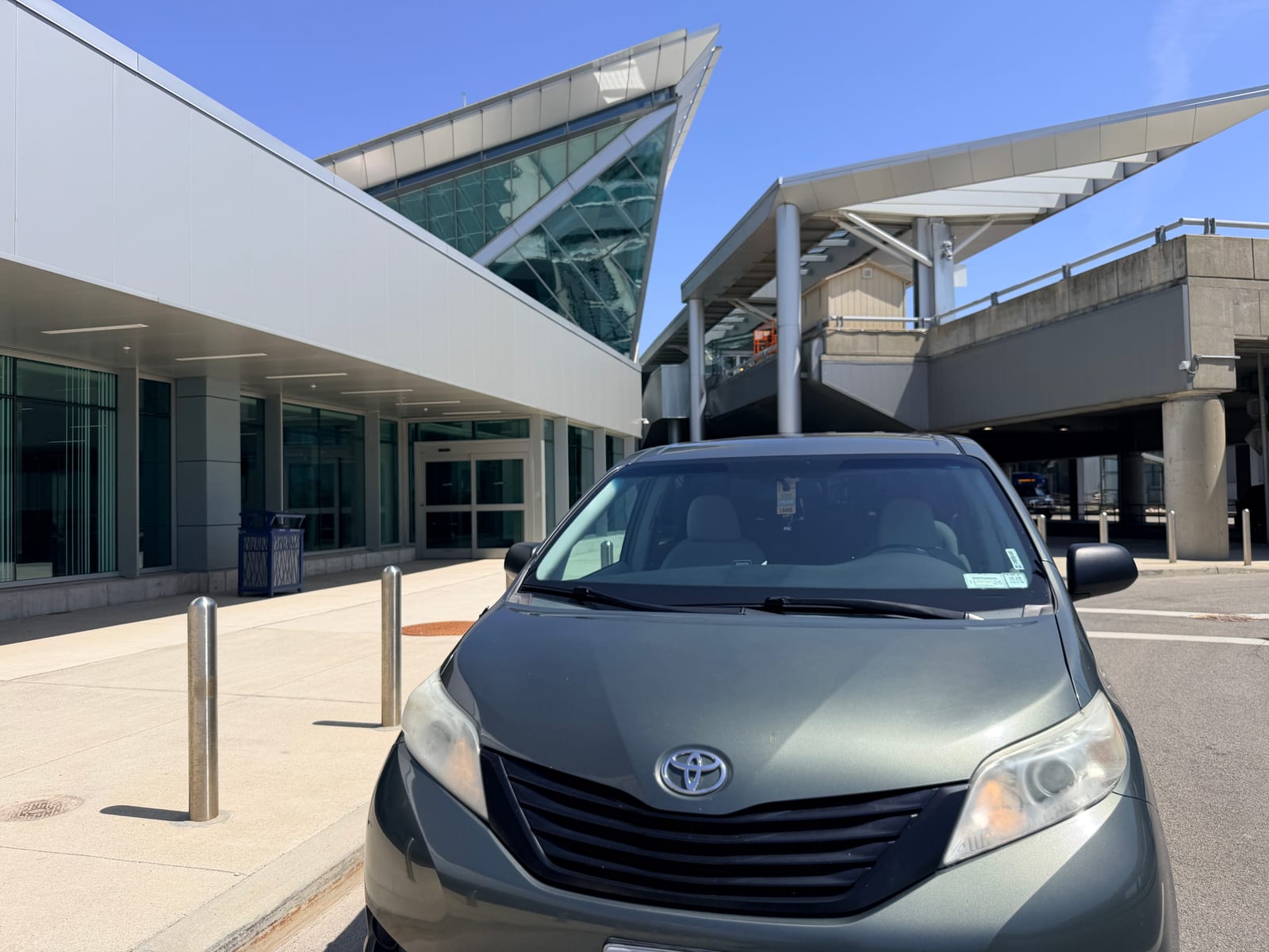 Buffalo Canada Airport Taxi van at the Buffalo Niagara International Airport terminal